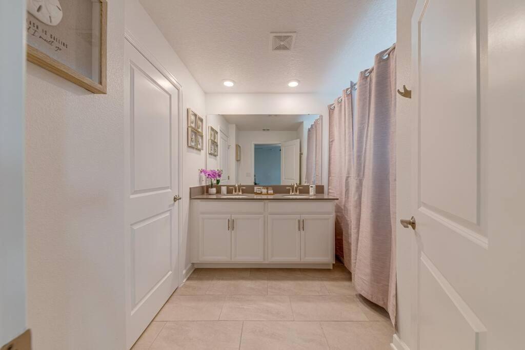 Newly Listed Townhouse Storey Lake, Free Waterpark Kissimmee Buitenkant foto