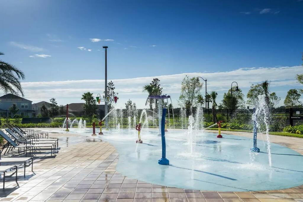 Newly Listed Townhouse Storey Lake, Free Waterpark Kissimmee Buitenkant foto